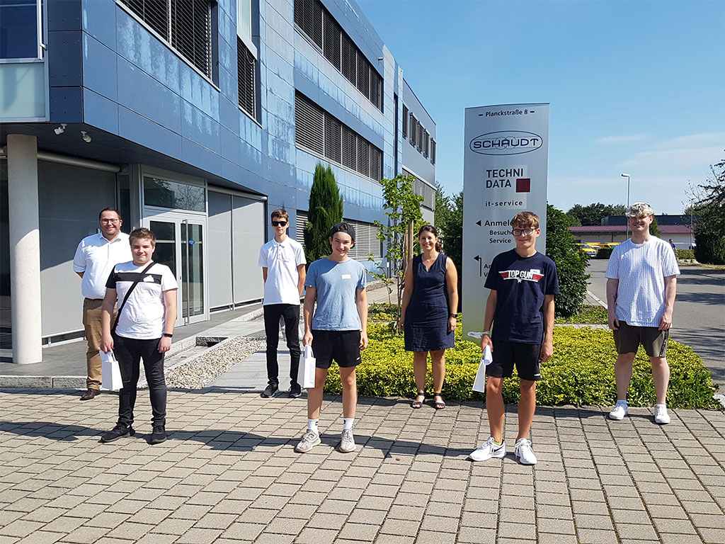 "wissen was geht!": Schüler besuchen TechniData in Markdorf am Bodensee über Ausbildungsmöglichkeiten in der IT