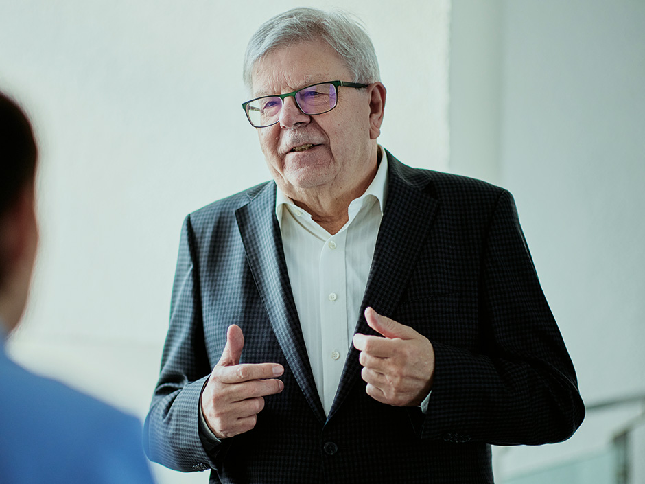 Portraitbild von Peter Jung, CEO TechniData IT AG